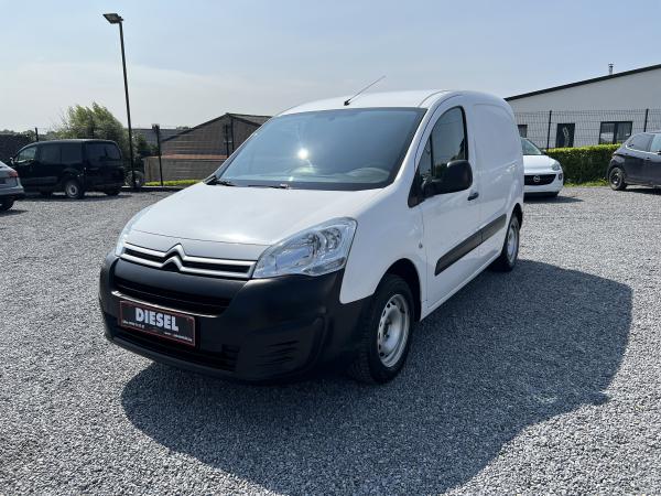 Voiture d'occasion à vendre : Citroen Berlingo 1600CC HDI 99CV UTILITAIRE 3PLACES EURO6 GARANTIE!