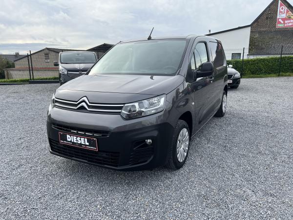 Voiture d'occasion à vendre : Citroen Berlingo 1600CC HDI 75CV UTILITAIRE 3PLACES CLIM GARANTIE!!