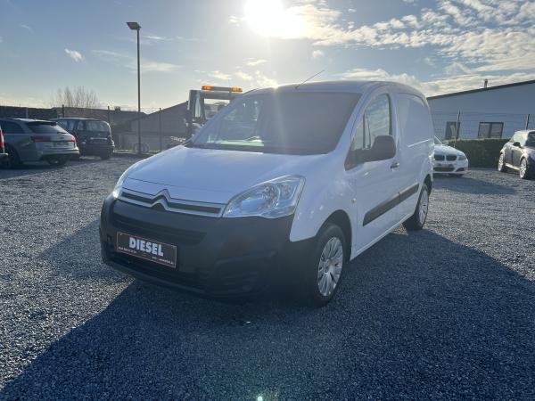 Voiture d'occasion à vendre : Citroen Berlingo 1600CC HDI 75CV UTILITAIRE 2017 GARANTIE!!!